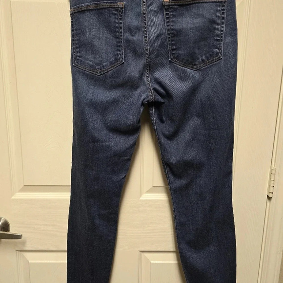 Good American - Good Legs High Rise Jeans in Blue089 Sz14/32 - Picture 9 of 16